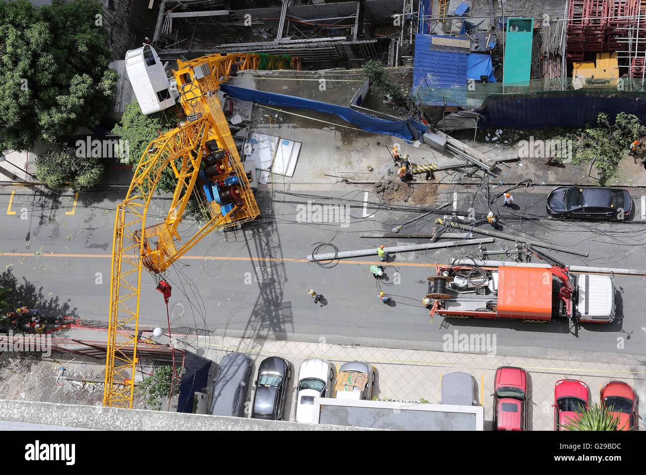 Detailed view of Houston Fatality Report: OSHA Compliance Lessons for Crane Operators implementation showing proper crane setup and rigging configuration as required by OSHA 29 CFR 1926 regulations and ASME B30.5 standards for certified operators