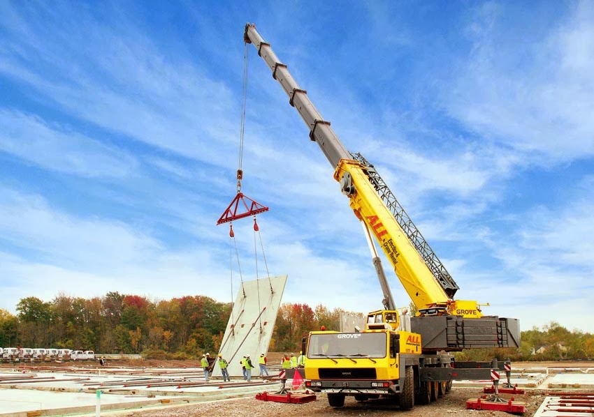 Step-by-step demonstration of Hydraulic Crane Systems Guide showing load chart interpretation, boom angle calculations, and outrigger positioning per NCCCO certification requirements and ASME standards