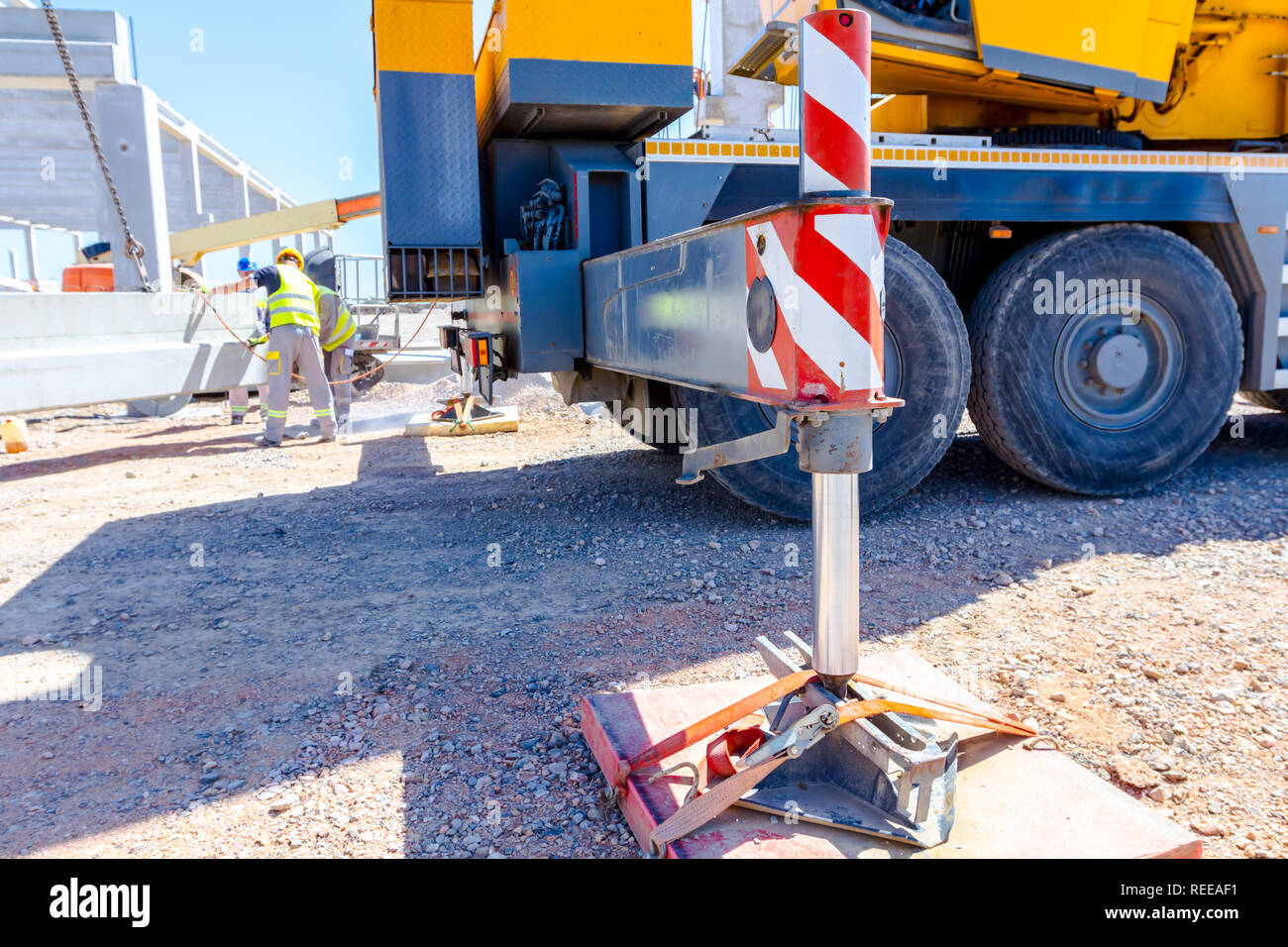Step-by-step demonstration of Outrigger Beam and Cylinder Inspection showing load chart interpretation, boom angle calculations, and outrigger positioning per NCCCO certification requirements and ASME standards