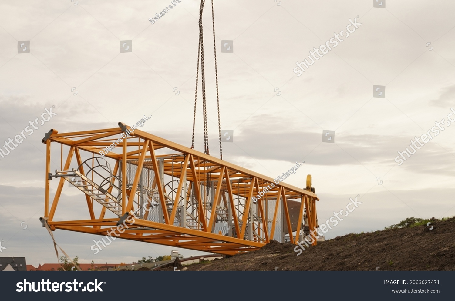 Step-by-step demonstration of Lattice Boom Crane Load Charts showing load chart interpretation, boom angle calculations, and outrigger positioning per NCCCO certification requirements and ASME standards