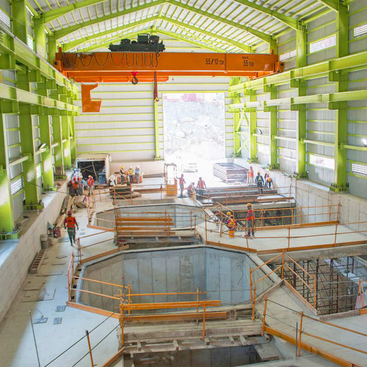 Step-by-step demonstration of Overhead Bridge Crane Certification showing load chart interpretation, boom angle calculations, and outrigger positioning per NCCCO certification requirements and ASME standards